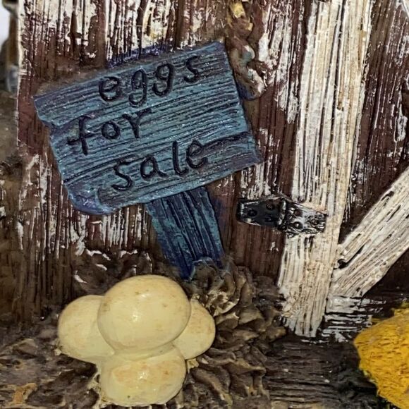 Vintage Rustic Country Barn Birdhouse with Rooster and Chicks Resin Home Garden - Picture 7 of 11